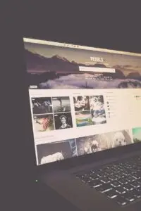 laptop, computer, internet, surfing, notebook, screen, monitor, office, keyboard, desk, workplace, profession, work, business, electronics, laptop computer, apple, hardware, computer keyboard